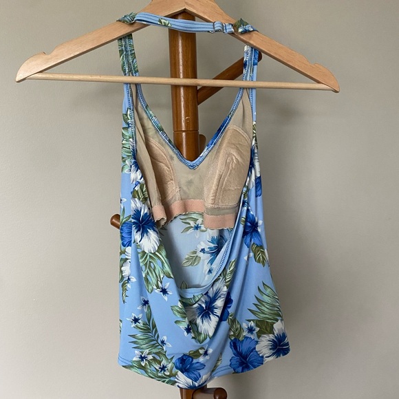 Tropical Floral Print Halter Tank Top - Picture 2 of 6